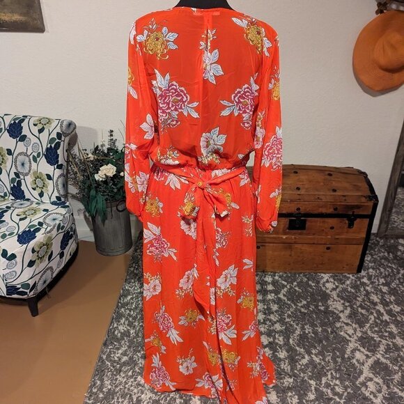 New Look Long Sleeve Dress- Size 1X - Picture 2 of 4